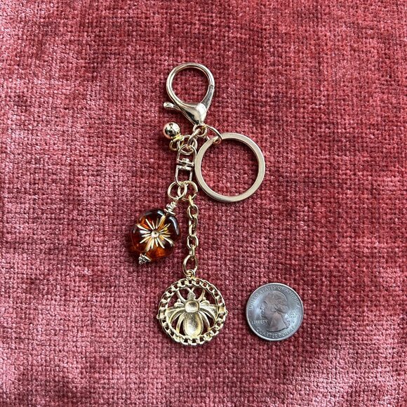 New LIKE A FLOWER TO A BEE Bag Charm Gold Tone 🐝 - Picture 6 of 7
